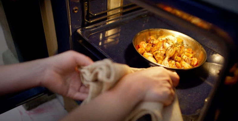 Peut-on mettre une poêle au four ? - Atma Kitchenware