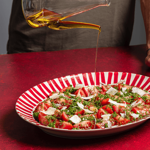 Le plat de présentation, en rouge carmin - Atma Kitchenware