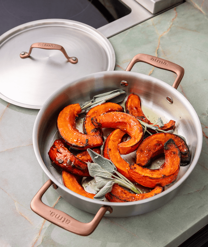 Le rondeau 26cm en inox, poignées bronze - Atma Kitchenware